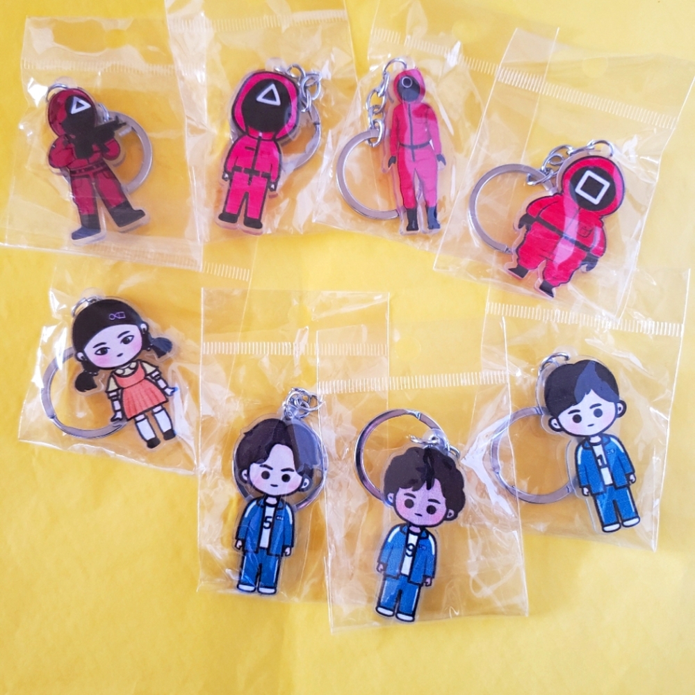 A Set Of 8 Figures Squid Games Keychain